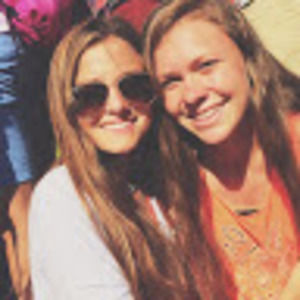 Meet your Posher, Claire